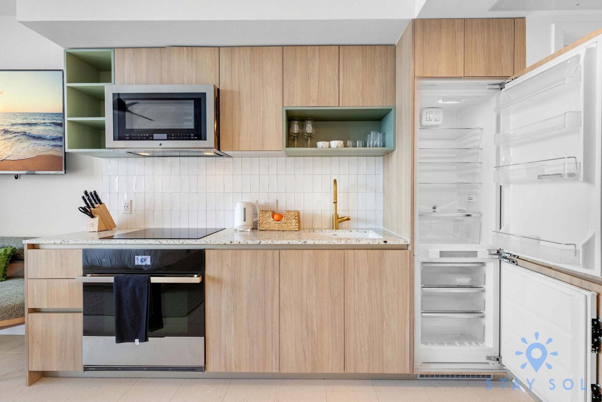 Stylish -amenities & Pool Appartement *