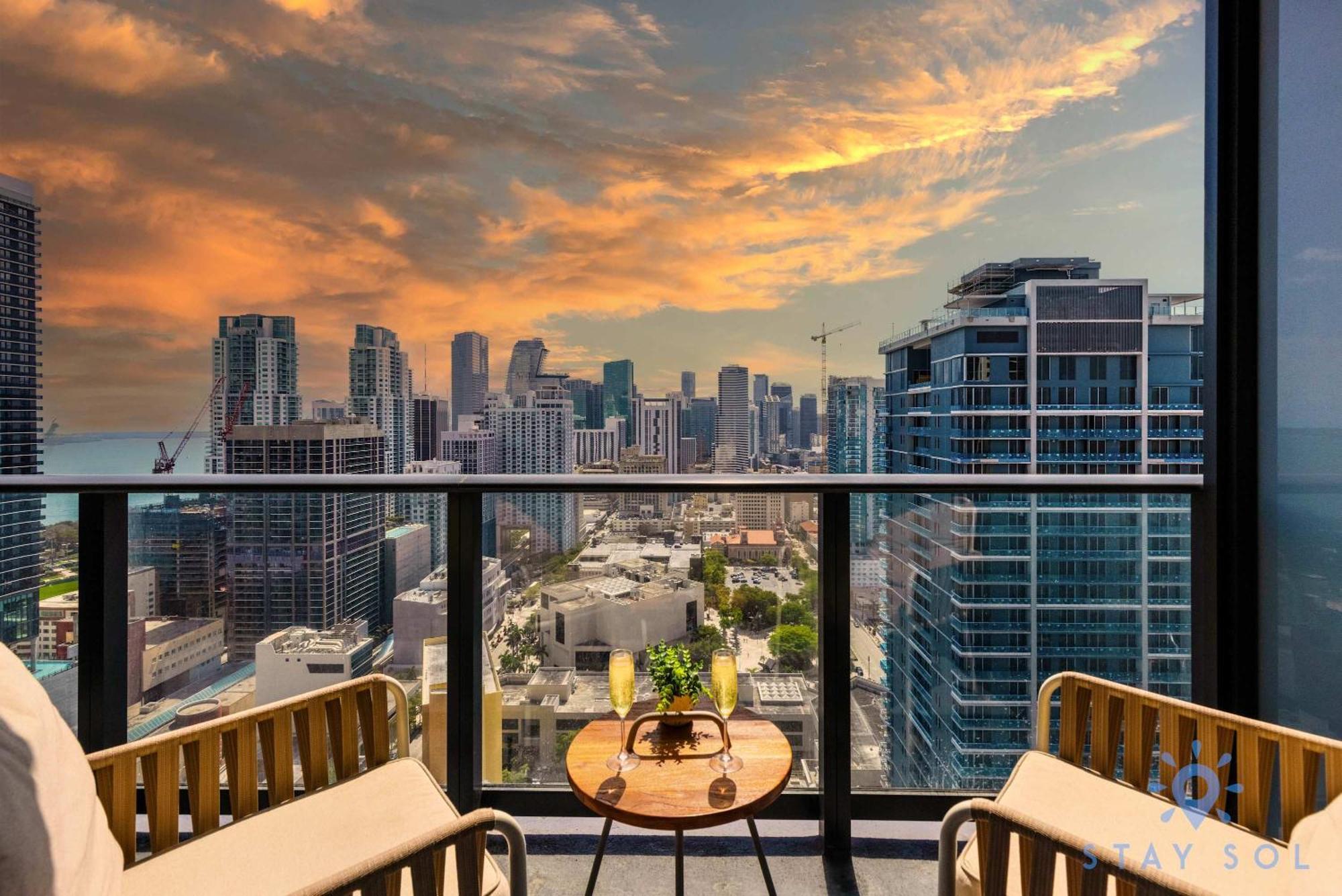 Stylish -amenities & Pool Appartement Miami